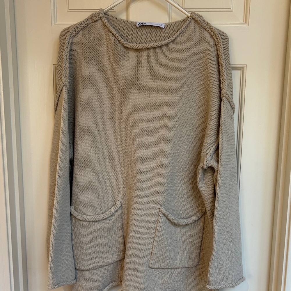 Zara Cream Roll Neck Crew Neck Sweater with Pockets